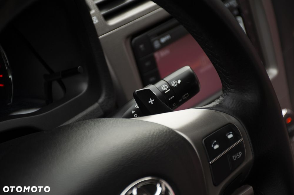 Toyota Avensis 1.8 Sol MS - 28