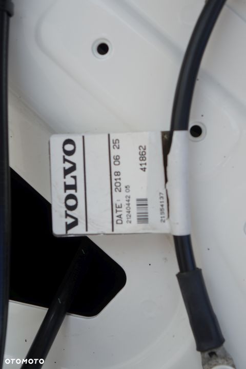 Volvo FH 500 GLOBETROTTER / EURO 6 / STANDARD / AUTOMAT / KLIMATYZACJA POSTOJOWA / LODÓWKA / 2 ZBIORNIKI - 33
