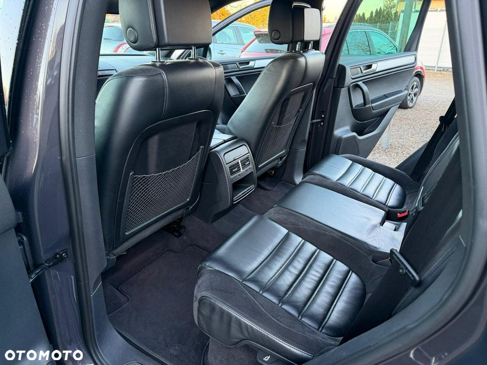 Volkswagen Touareg - 16