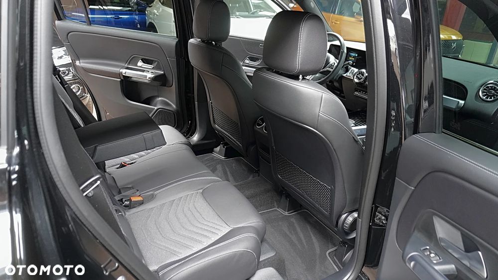 Mercedes-Benz GLB 200 7G-DCT - 16