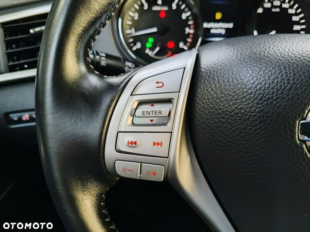 Nissan Qashqai 1.6 DIG-T Tekna - 23