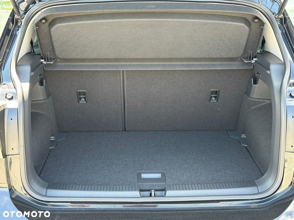 Volkswagen T-Cross 1.0 TSI Life Plus DSG - 9