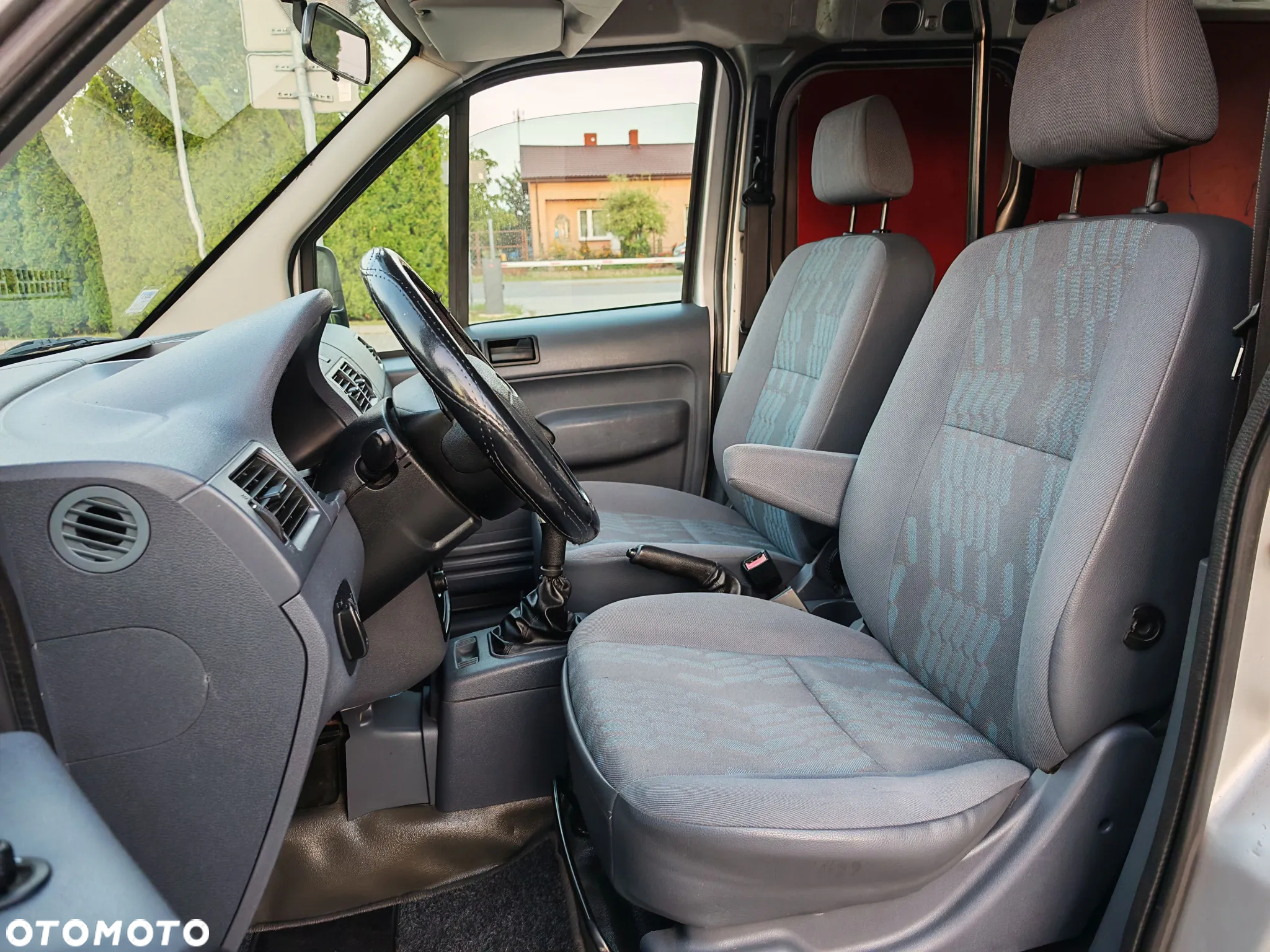 Ford Transit Connect 220 SWB Van - 14