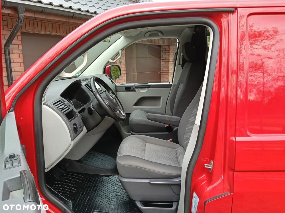 Volkswagen Transporter - 22