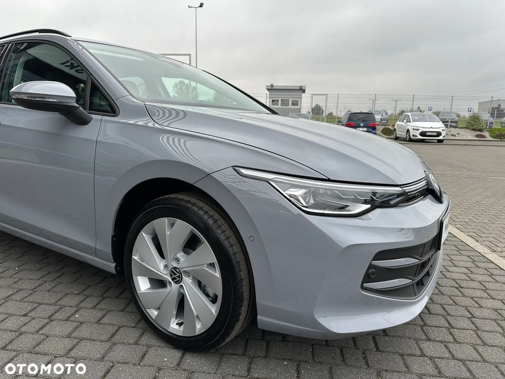 Volkswagen Golf VIII 2.0 TDI Life Plus DSG - 4