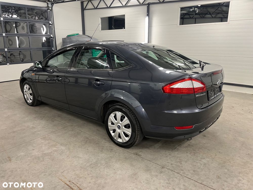 Ford Mondeo - 4