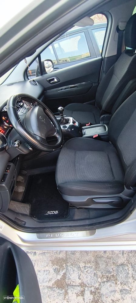 Peugeot 5008 1.6 HDi Executive - 8