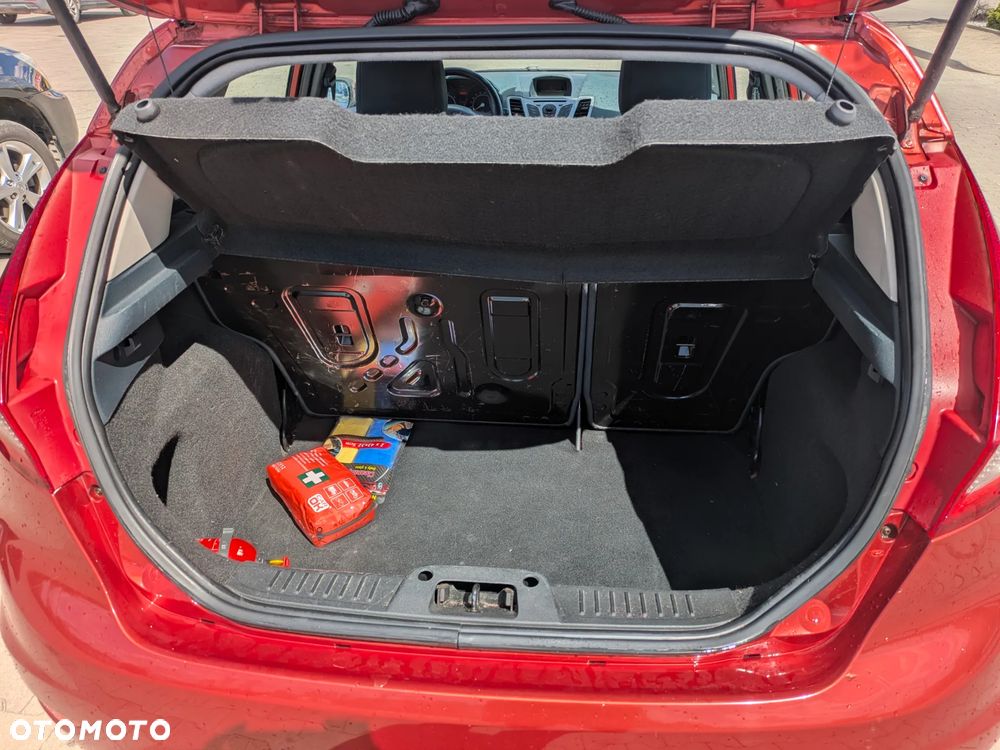 Ford Fiesta - 6