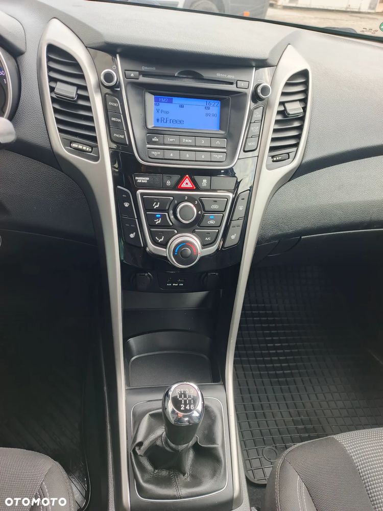 Hyundai i30 i30cw 1.4 Fifa World Cup Edition - 30