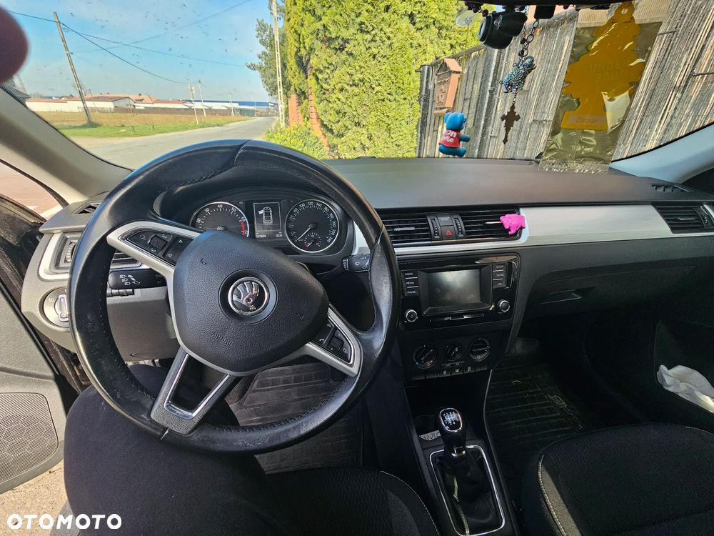 Skoda RAPID 1.2 TSI Ambition - 6