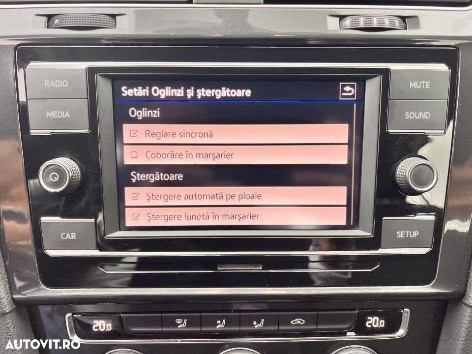 Volkswagen Golf - 21