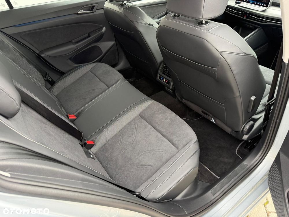 Volkswagen Golf Variant 1.5 eTSI OPF DSG Life - 12