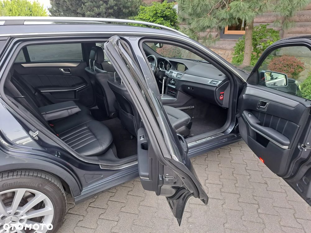 Mercedes-Benz Klasa E 350 CDI DPF BlueEFFICIENCY 7G-TRONIC Avantgarde - 24