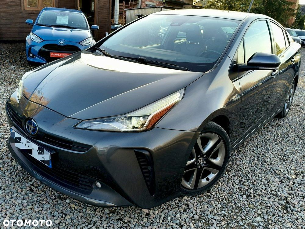 Toyota Prius - 3