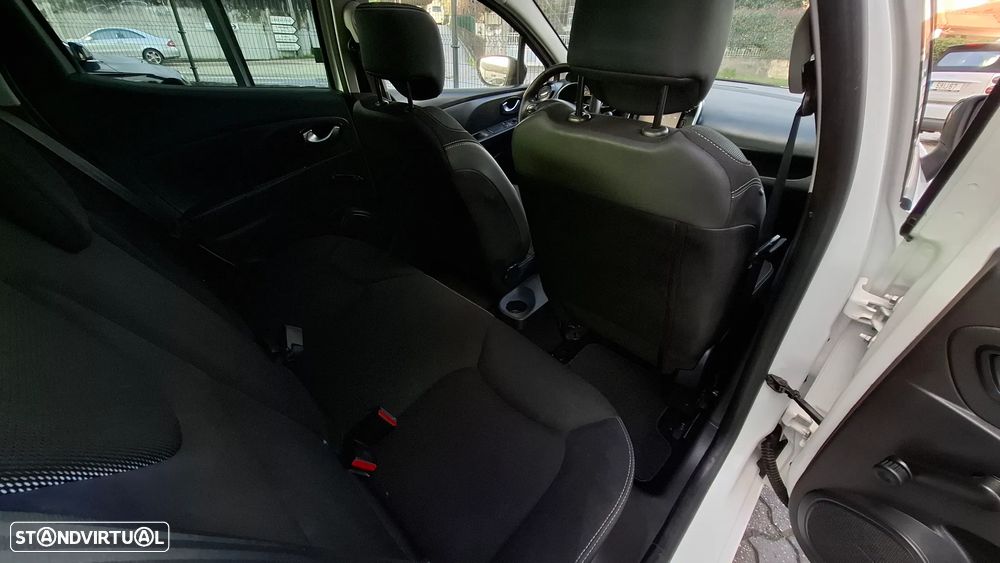 Renault Clio 1.5 dCi Dynamique S - 33