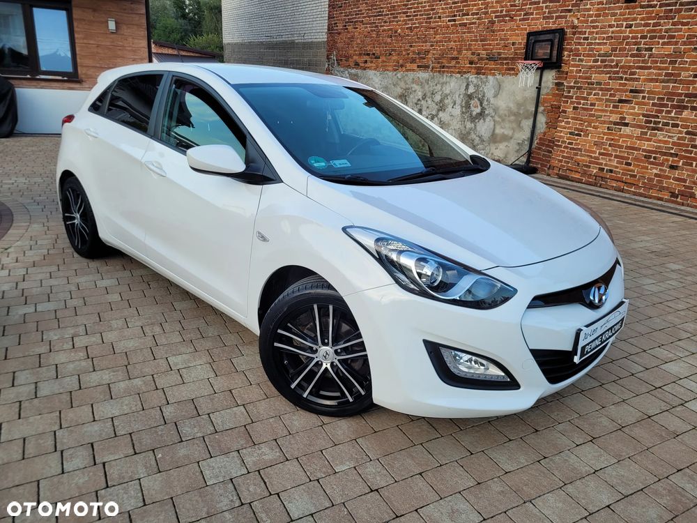 Hyundai i30 1.4 Fifa World Cup Edition - 24