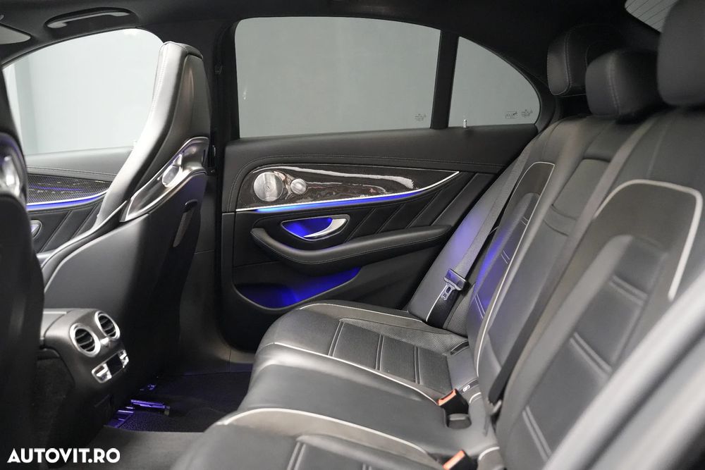 Mercedes-Benz E AMG 63 S 4Matic+ AMG Speedshift MCT-9G - 23