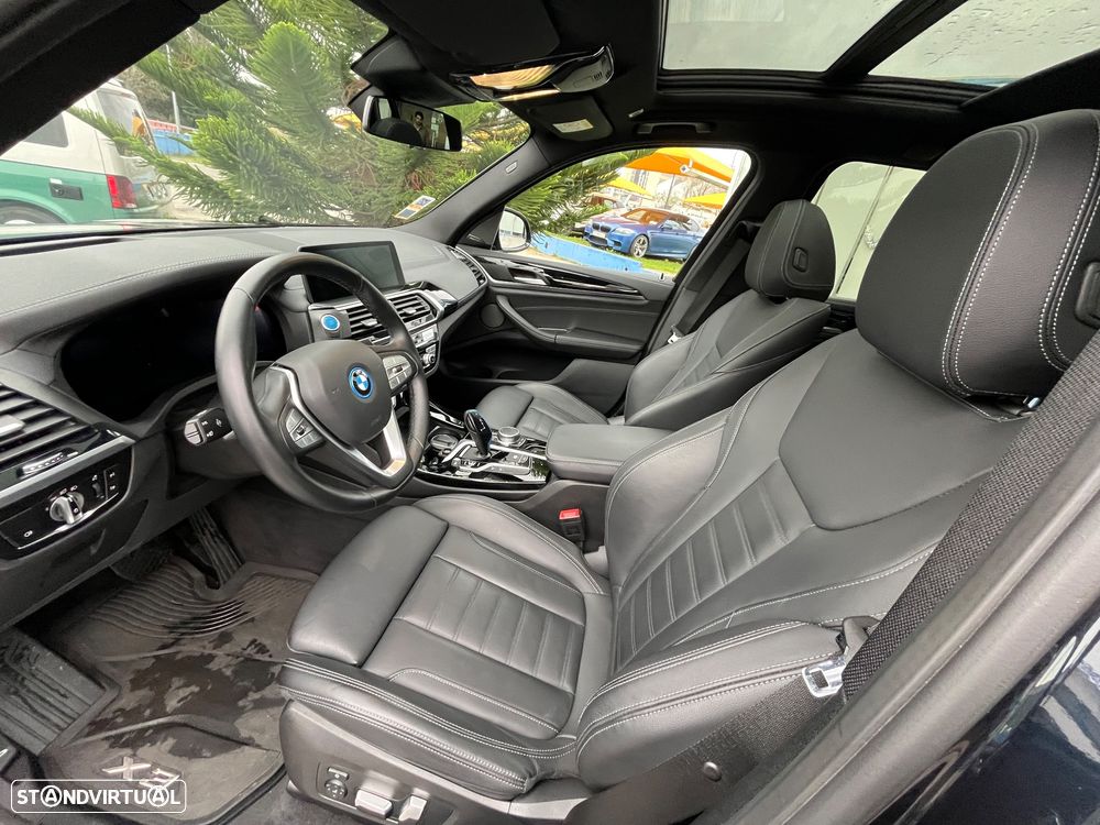 BMW iX3 Inspiring - 28