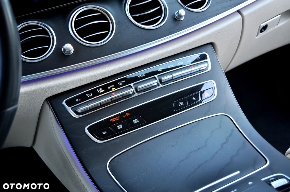 Mercedes-Benz Klasa E 220 d 9G-TRONIC Edition AVANTGARDE - 29
