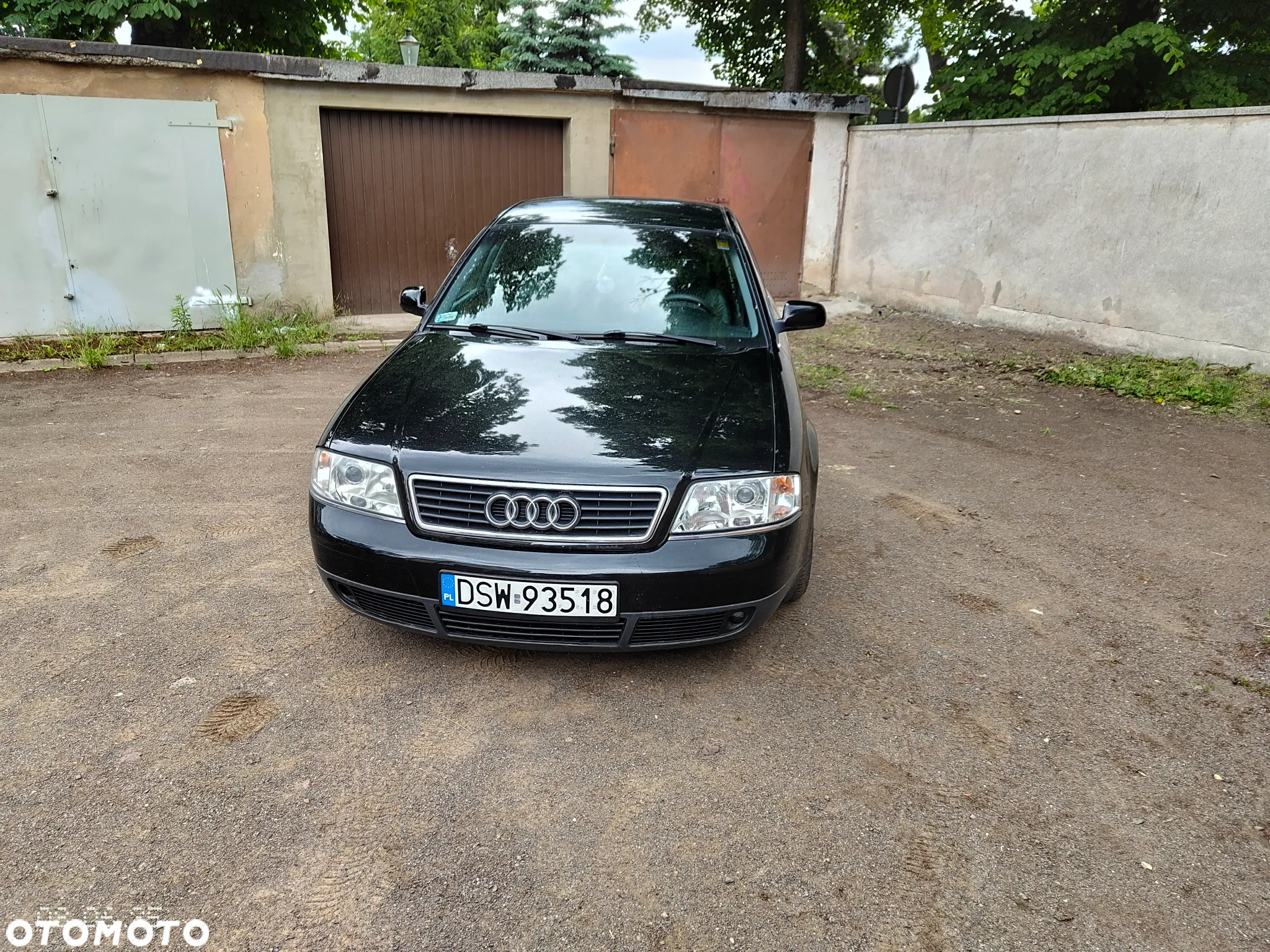 Audi A6 2.4 - 2