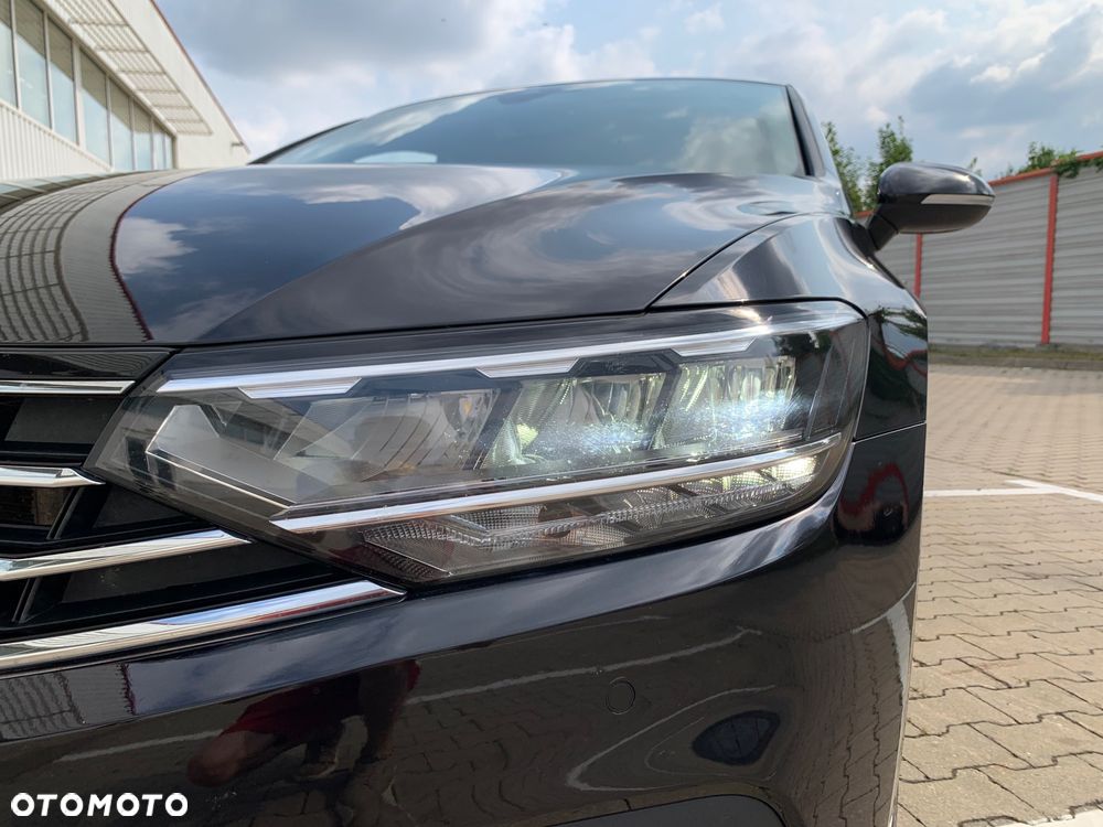 Volkswagen Passat 1.5 TSI EVO Elegance DSG - 8