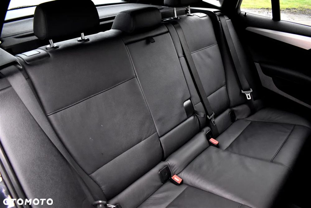 BMW X1 xDrive18d xLine - 20