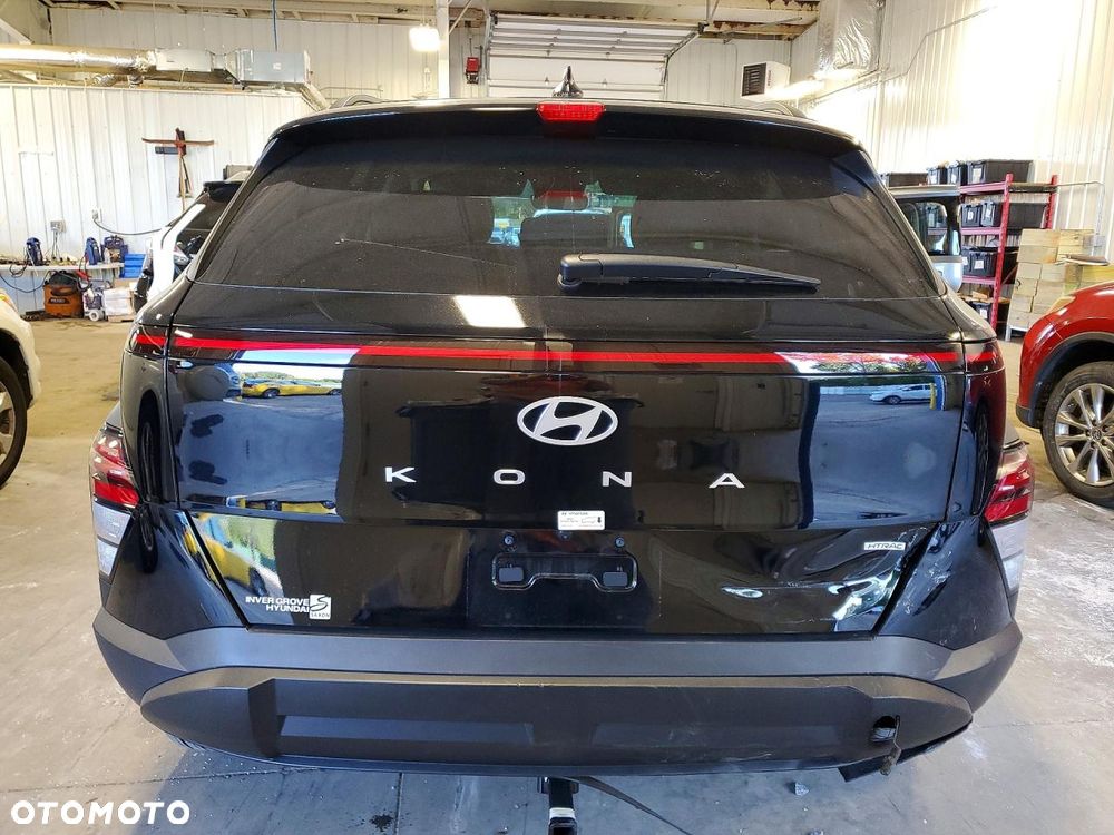 Hyundai Kona - 7