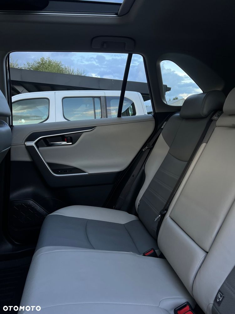 Toyota RAV4 2.5 Hybrid Executive 4x4 - 29
