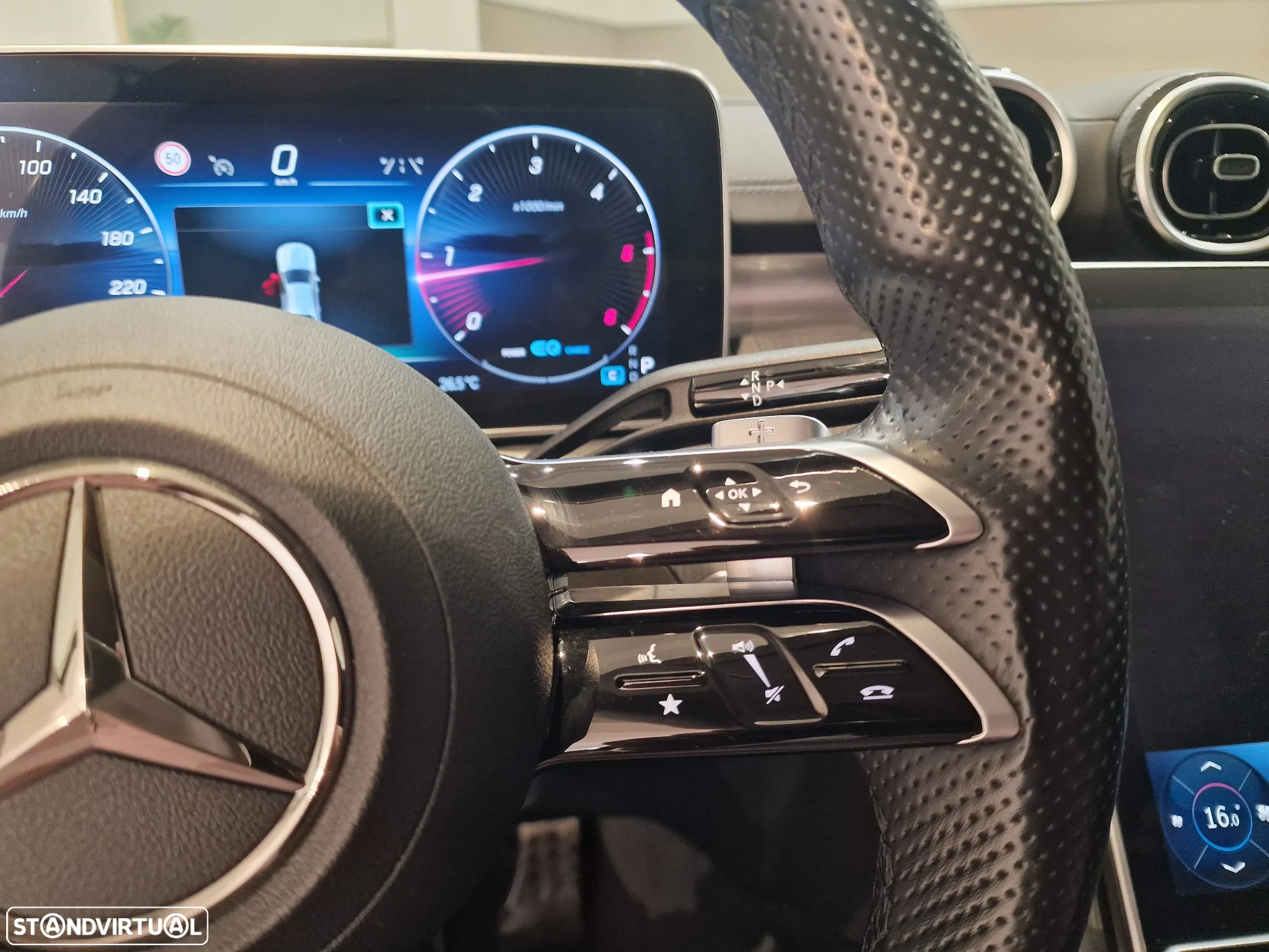 Mercedes-Benz C 300 d AMG Line - 18