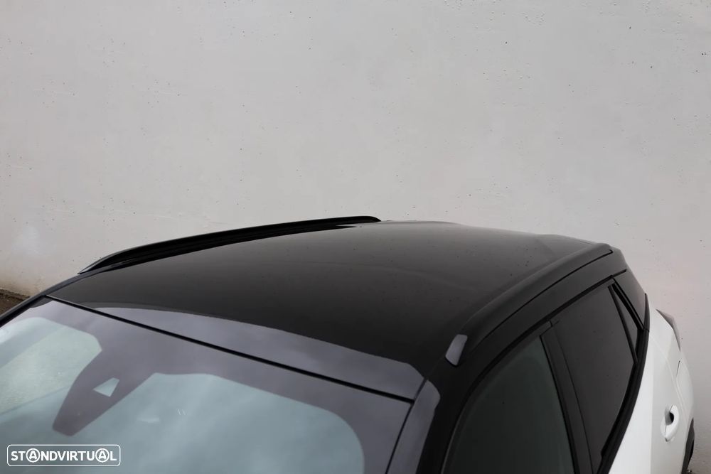 Peugeot e-2008 50 kWh GT - 42