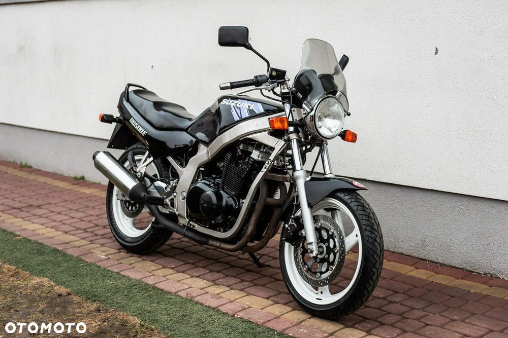 Suzuki GS - 1