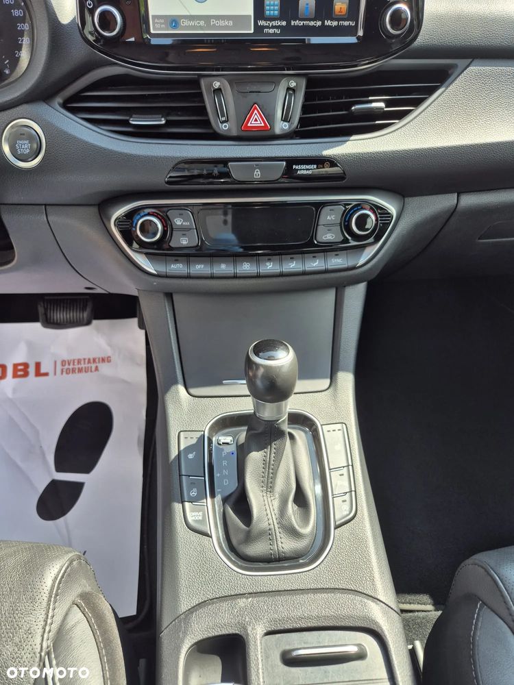 Hyundai i30 - 24