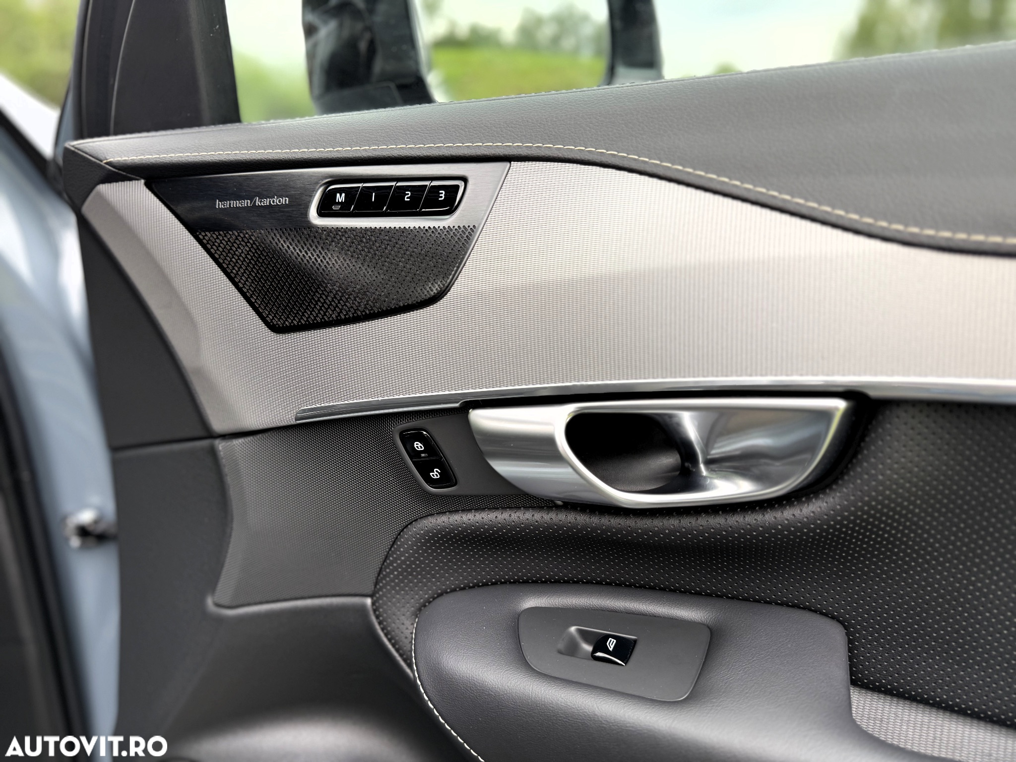 Volvo XC 90 B5 D AWD Geartronic RDesign - 33