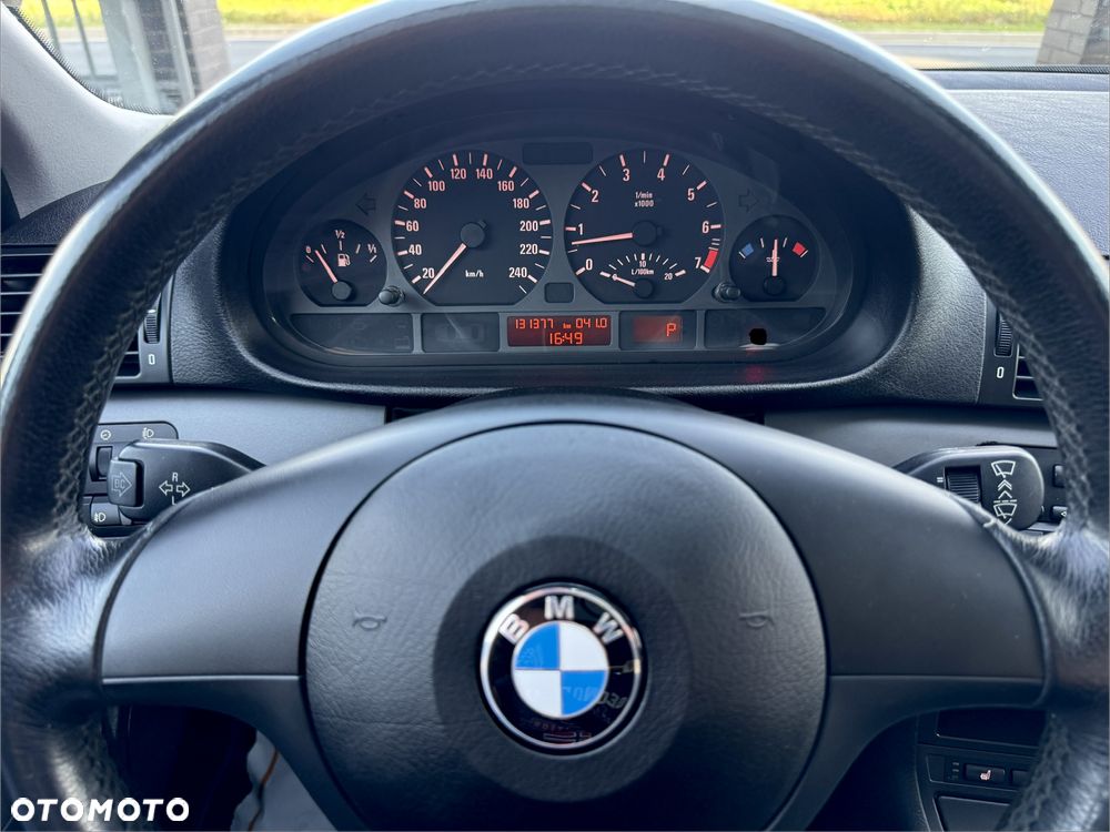 BMW Seria 3 - 18
