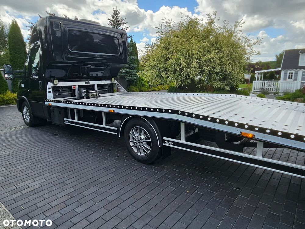 Iveco DAILY 35S18 HI-MATIC AUTOLAWETA LAWETA KABINA SYPIALNA! - 16