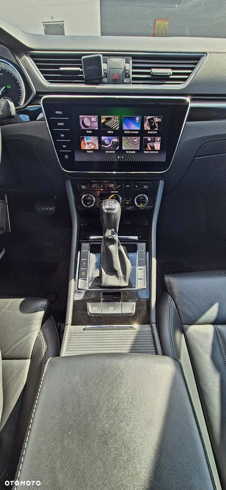 Skoda Superb 2.0 TDI 4x4 L&K DSG - 14