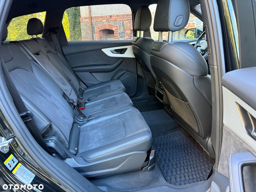 Audi Q7 50 TDI mHEV Quattro S Line Tiptr - 15