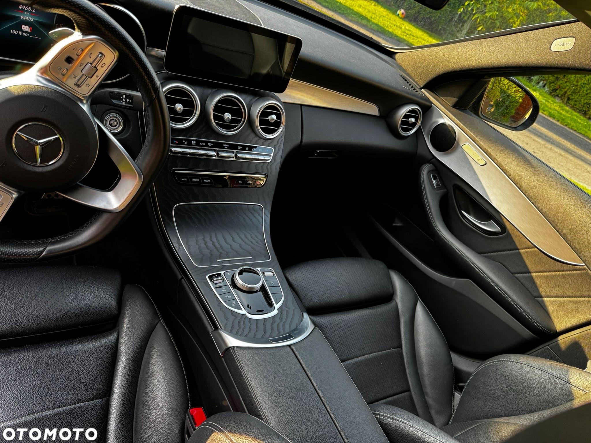 Mercedes-Benz Klasa C 300 de T 9G-TRONIC AMG Line - 3