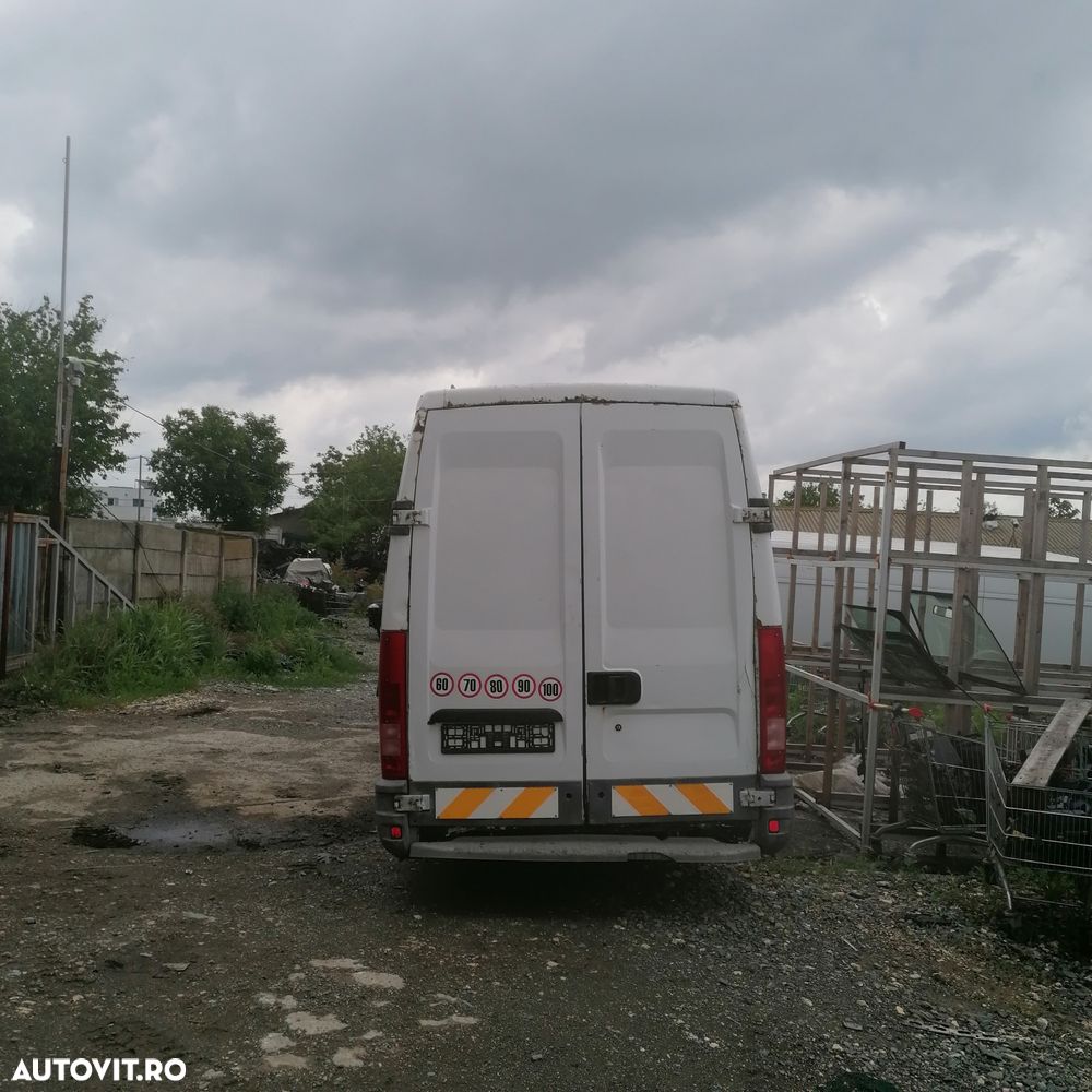 Dezmembrari  Iveco DAILY 3  1997  > 2007 35 S 11,35 C 11 (A2FC13AA, A - 3