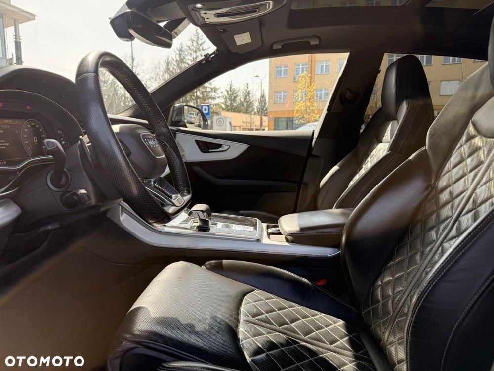 Audi Q8 50 TDI mHEV Quattro Tiptronic - 6