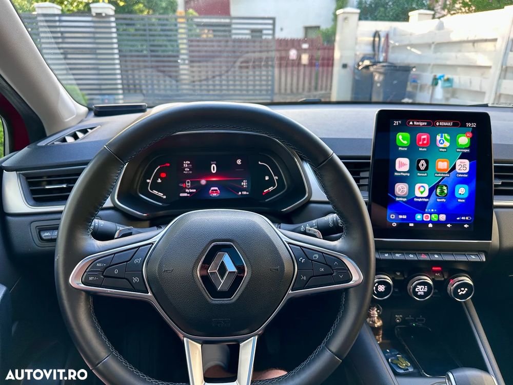 Renault Captur - 24