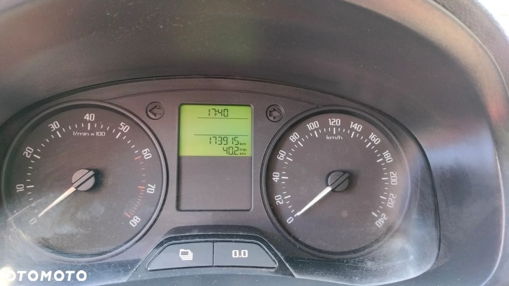 Skoda Fabia 1.2 TSI Active - 11