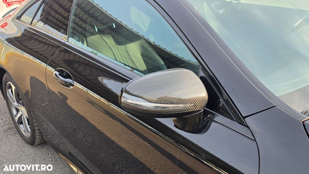 Mercedes-Benz E 200 - 12