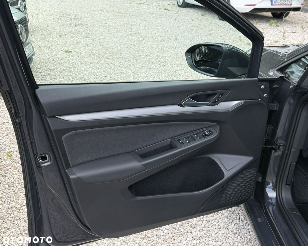 Volkswagen Golf - 13