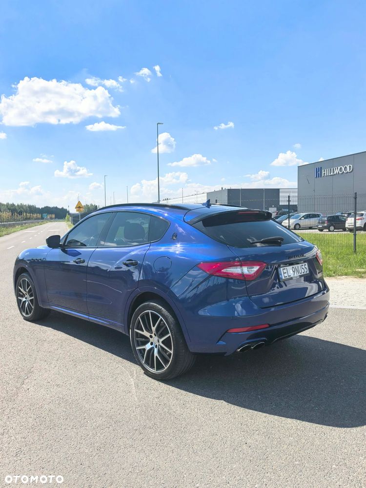 Maserati Levante S Q4 - 10