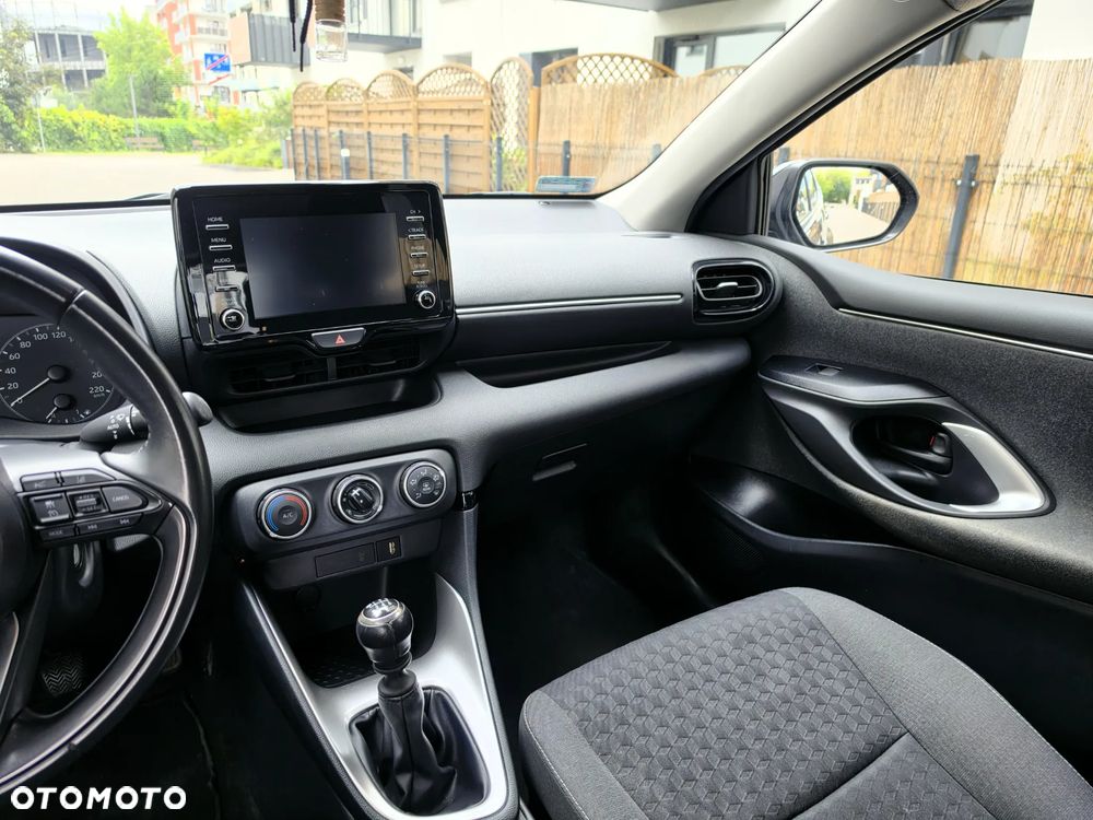 Toyota Yaris 1.5 Comfort - 16