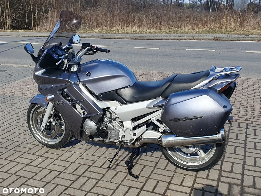 Yamaha FJR - 29