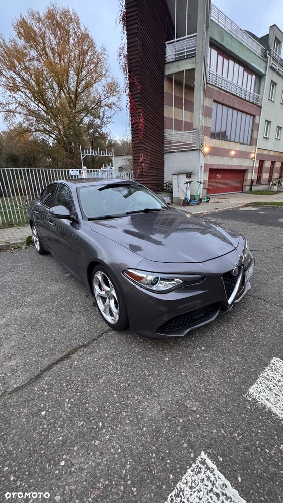 Alfa Romeo Giulia - 3