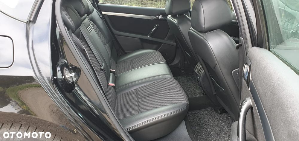 Peugeot 407 HDi 140 Business Line - 10