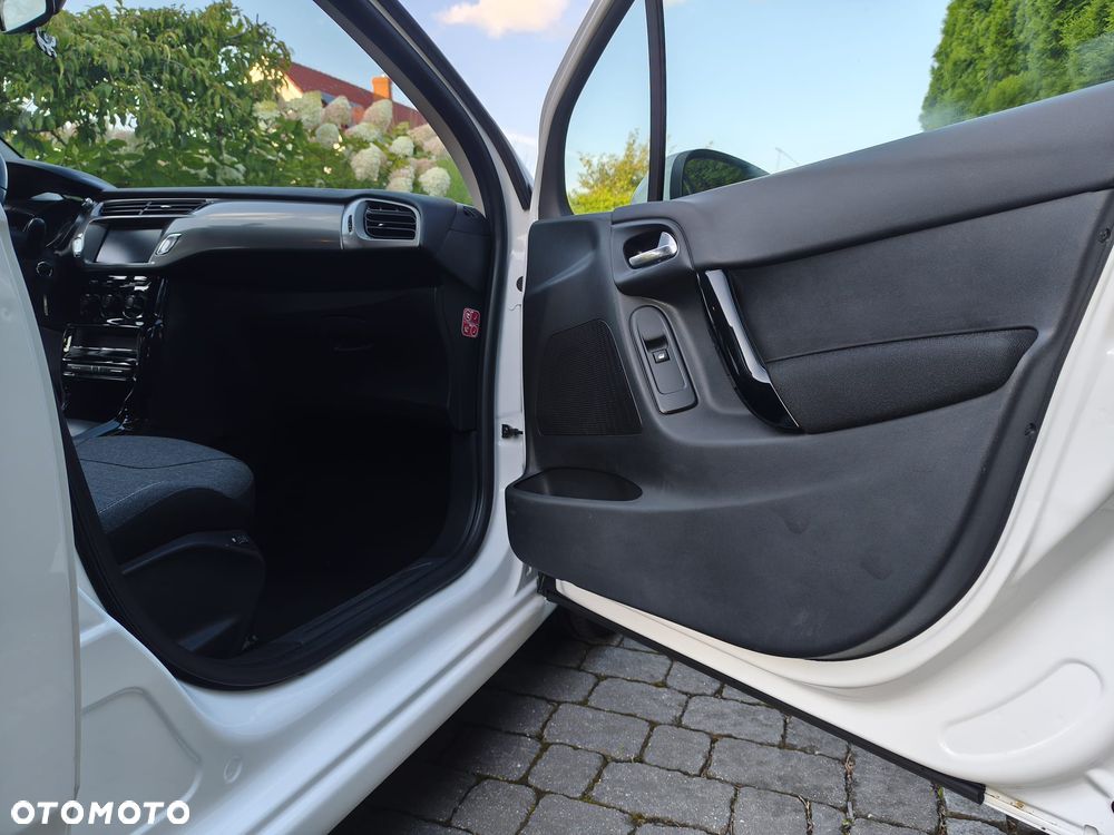 Citroën C3 Pure Tech (VTi) 82 Exclusive - 8